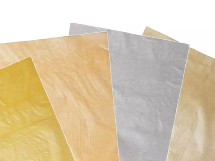 Farbige Spezialfolie J:SonSweden CWM zum Anfertigen von Flügeln