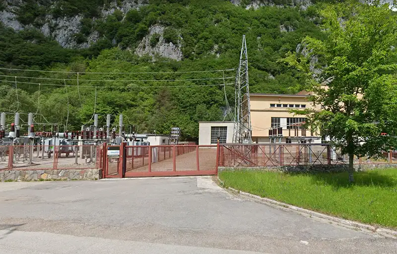 Das Wasserkraftwerk von Nembia